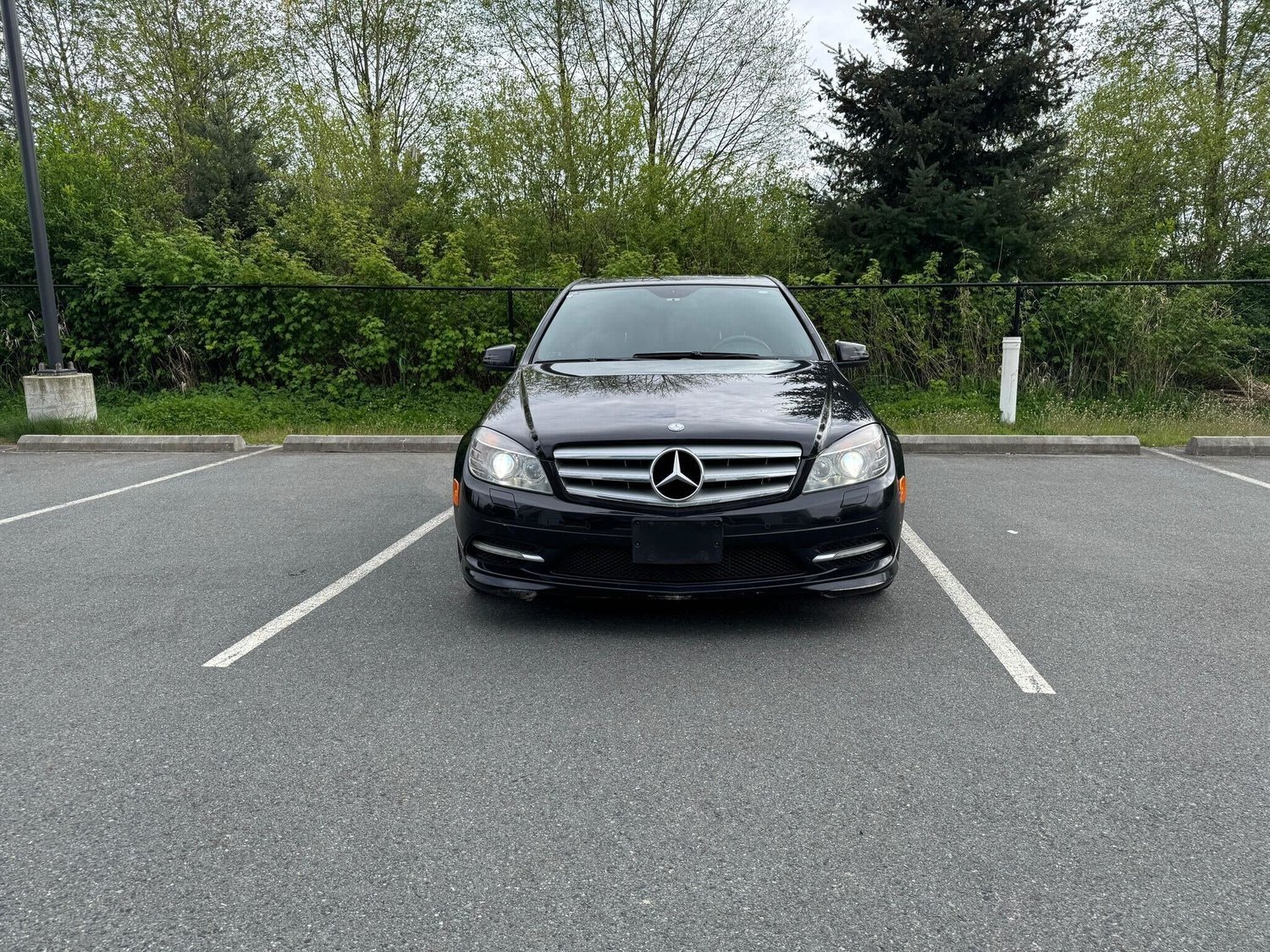 2011 Mercedes-Benz C300 thumbnail 17