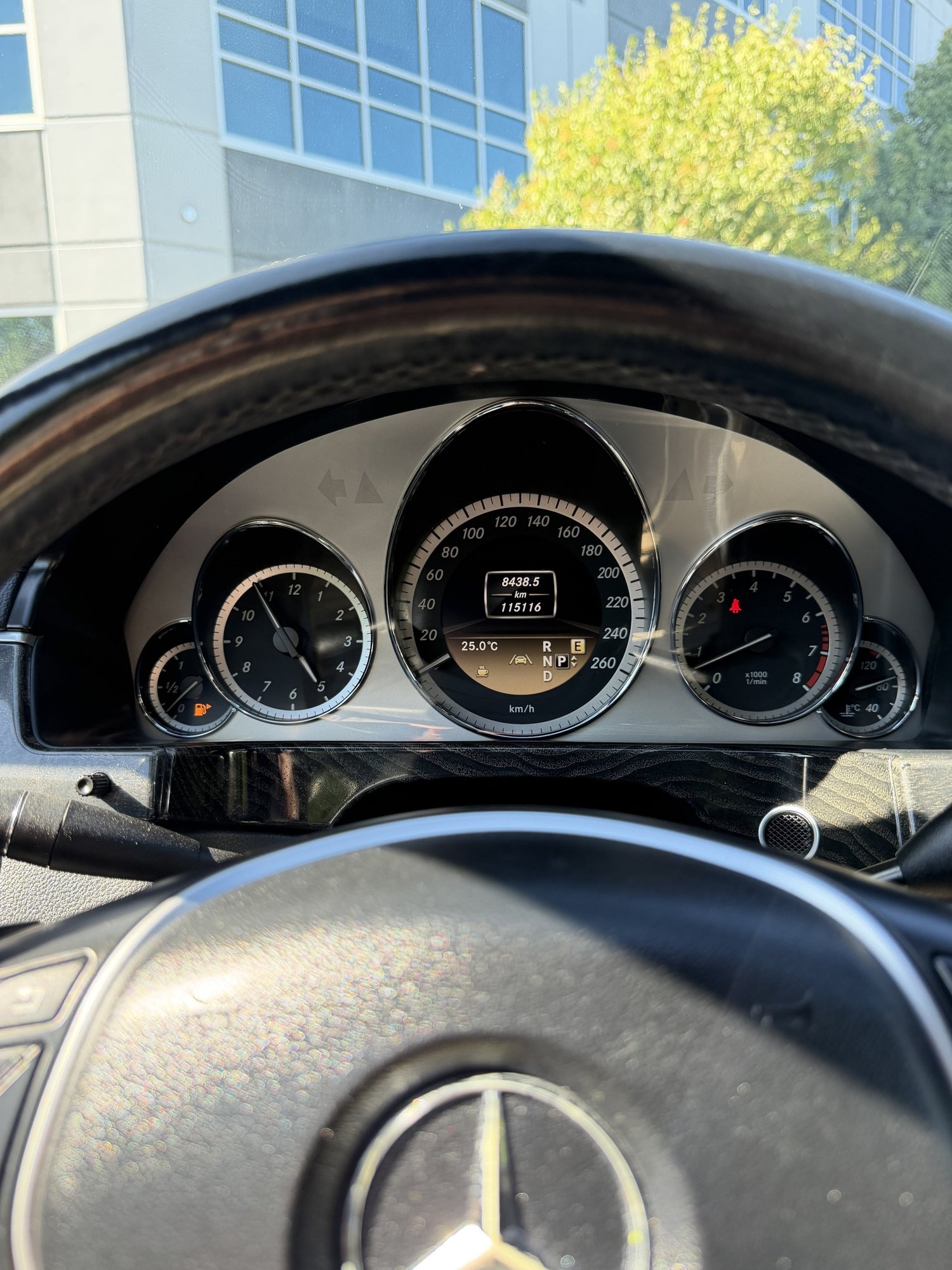 2012 Mercedes-Benz E 350 thumbnail 10