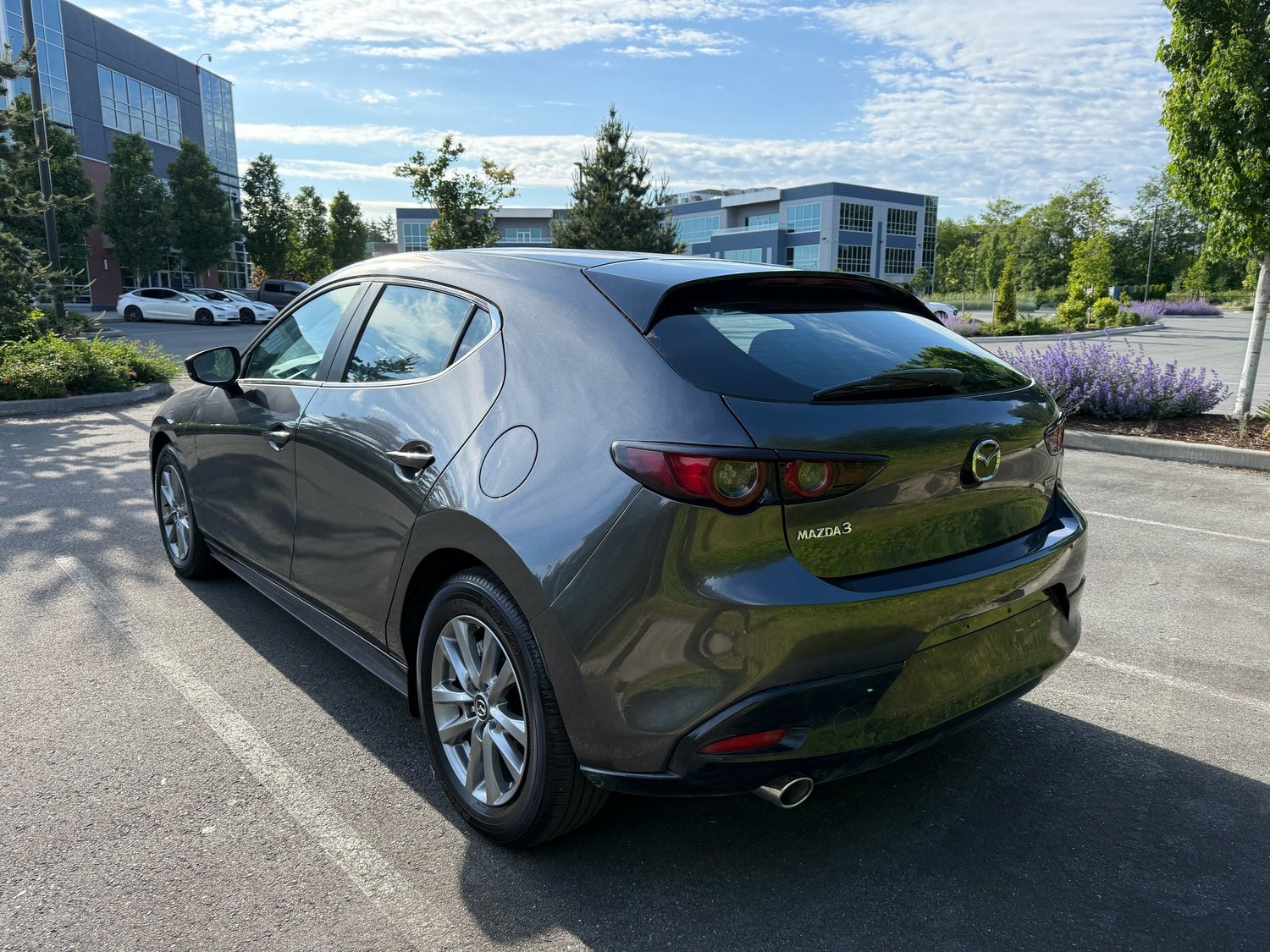 2025 Mazda 3 thumbnail 5