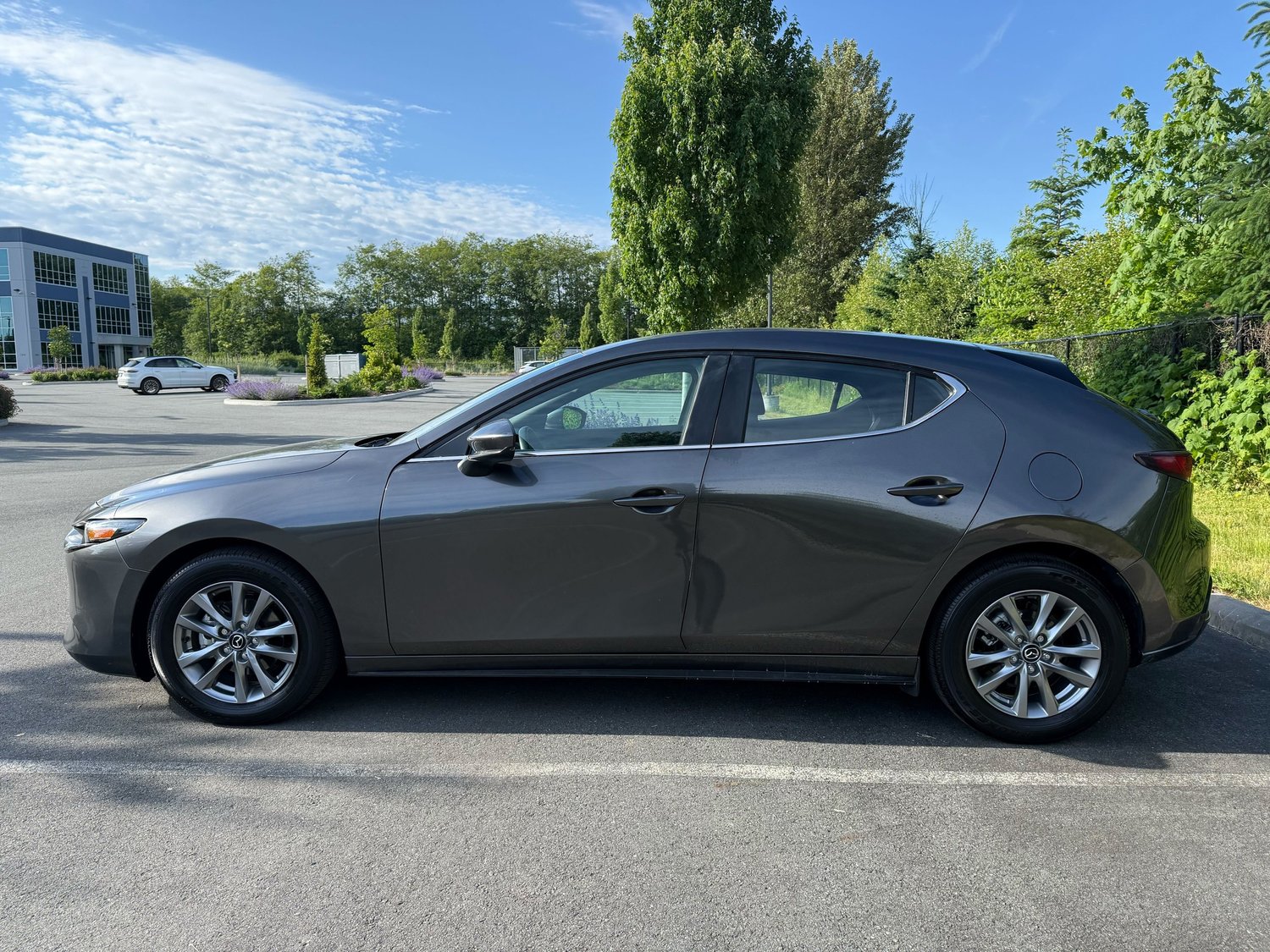 2025 Mazda 3 thumbnail 6